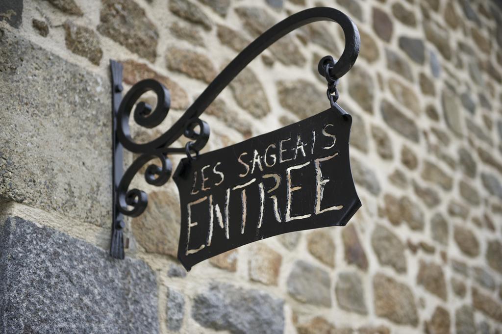 Hotel Gite Les Sageais Baguer-Morvan Zewnętrze zdjęcie